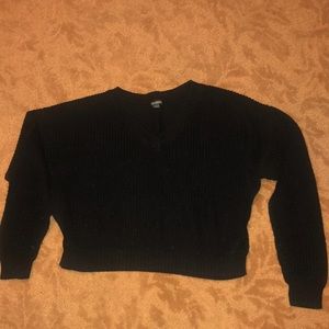 Wild Fable Black V-Neck Cropped Sweater